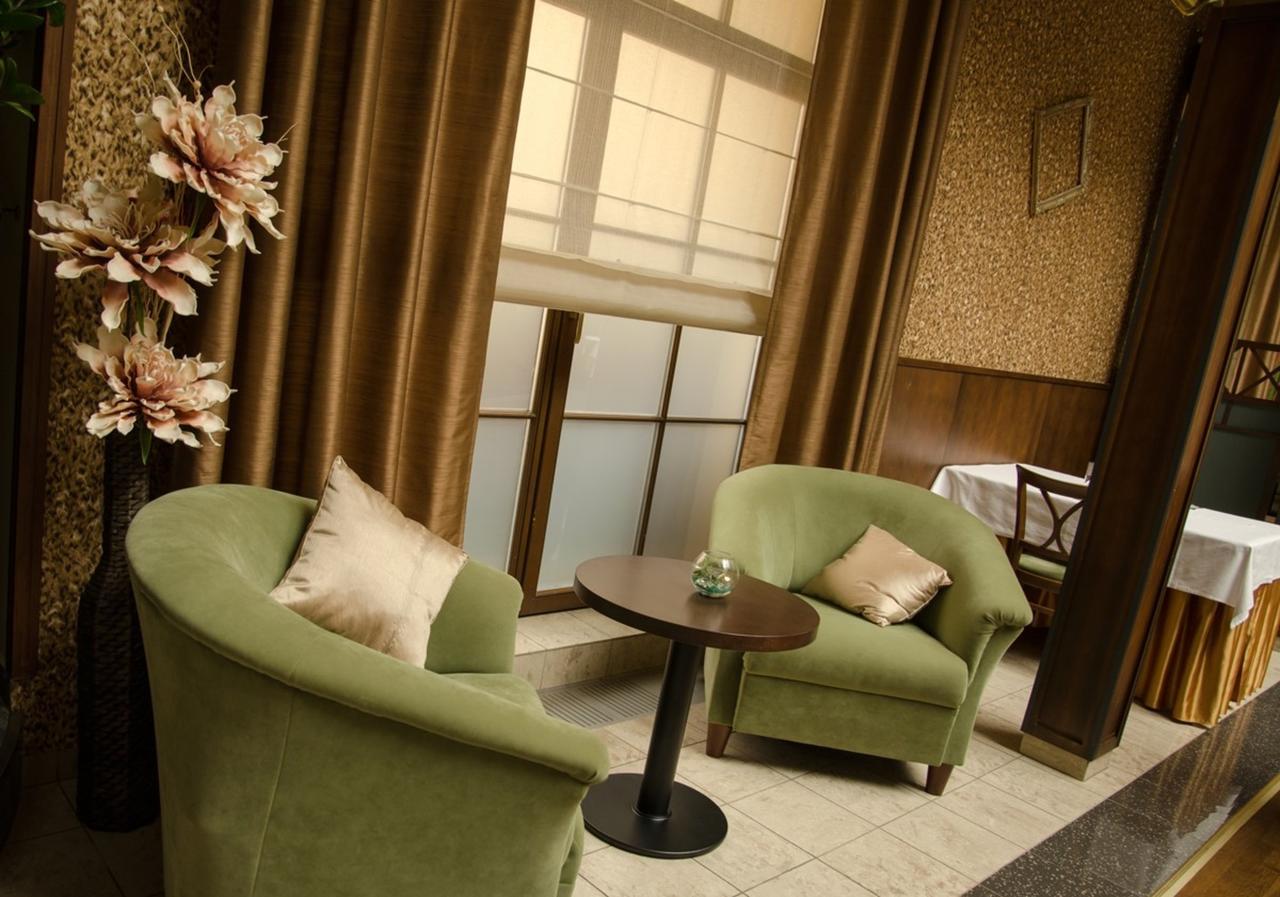 Hejtmansky Dvur Hotel Slany Exterior photo